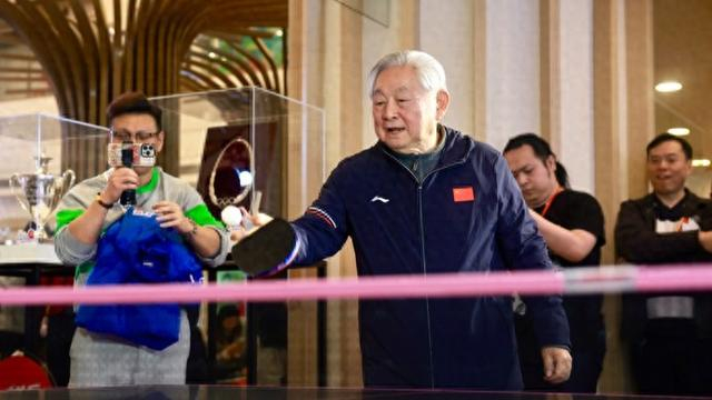 壹号娱乐-全民参与“一道乒 乓乓响”，在上海接住这只穿越百年的小白球|乒乓球|乒乓|徐寅生|国际乒乓球联合会|世界乒乓球锦标赛_新浪新闻